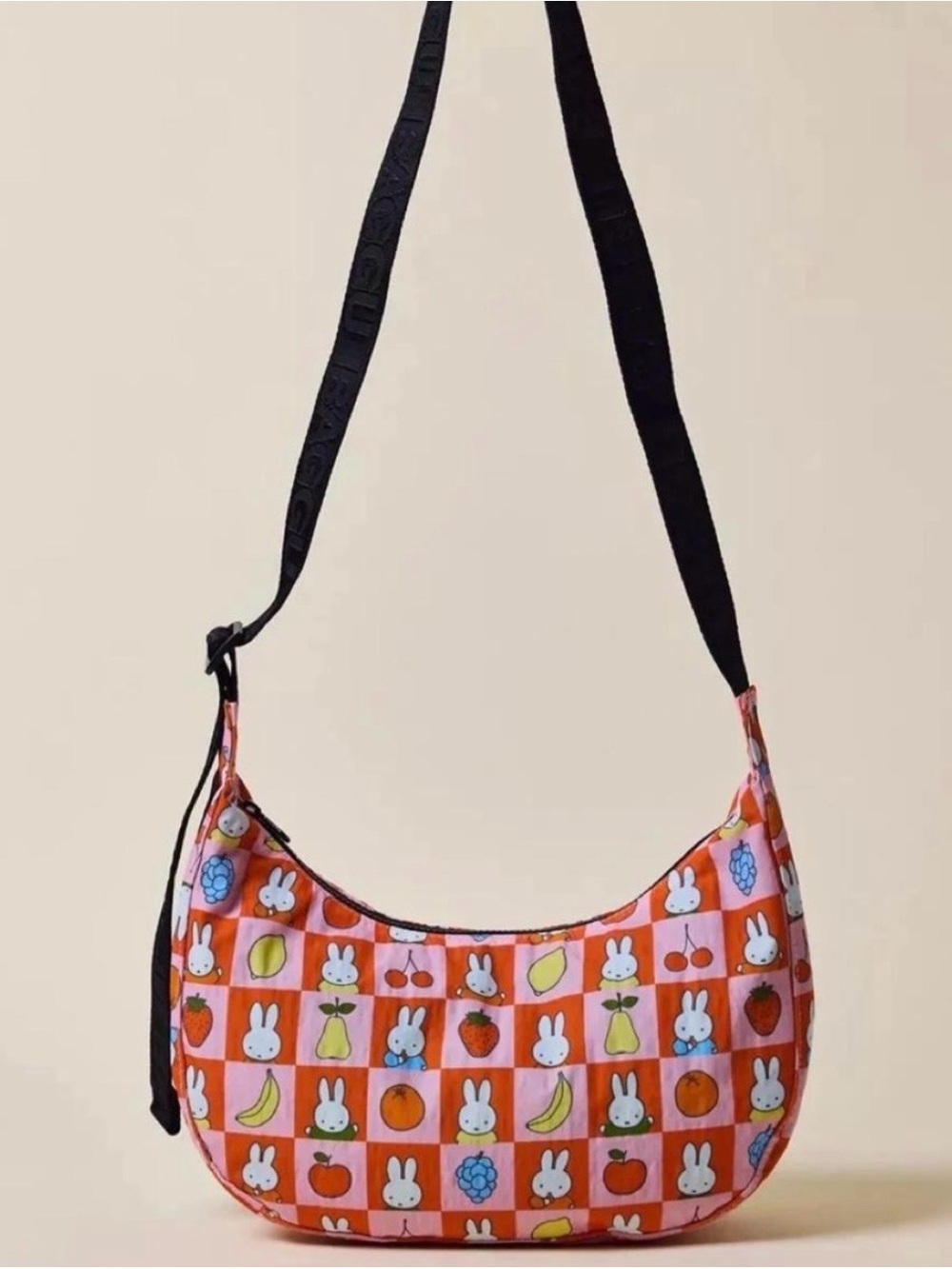 BAGGU x Miffy Medium Crescent Bag Checkered Fruit Red Urban Outfitters Exclusive
